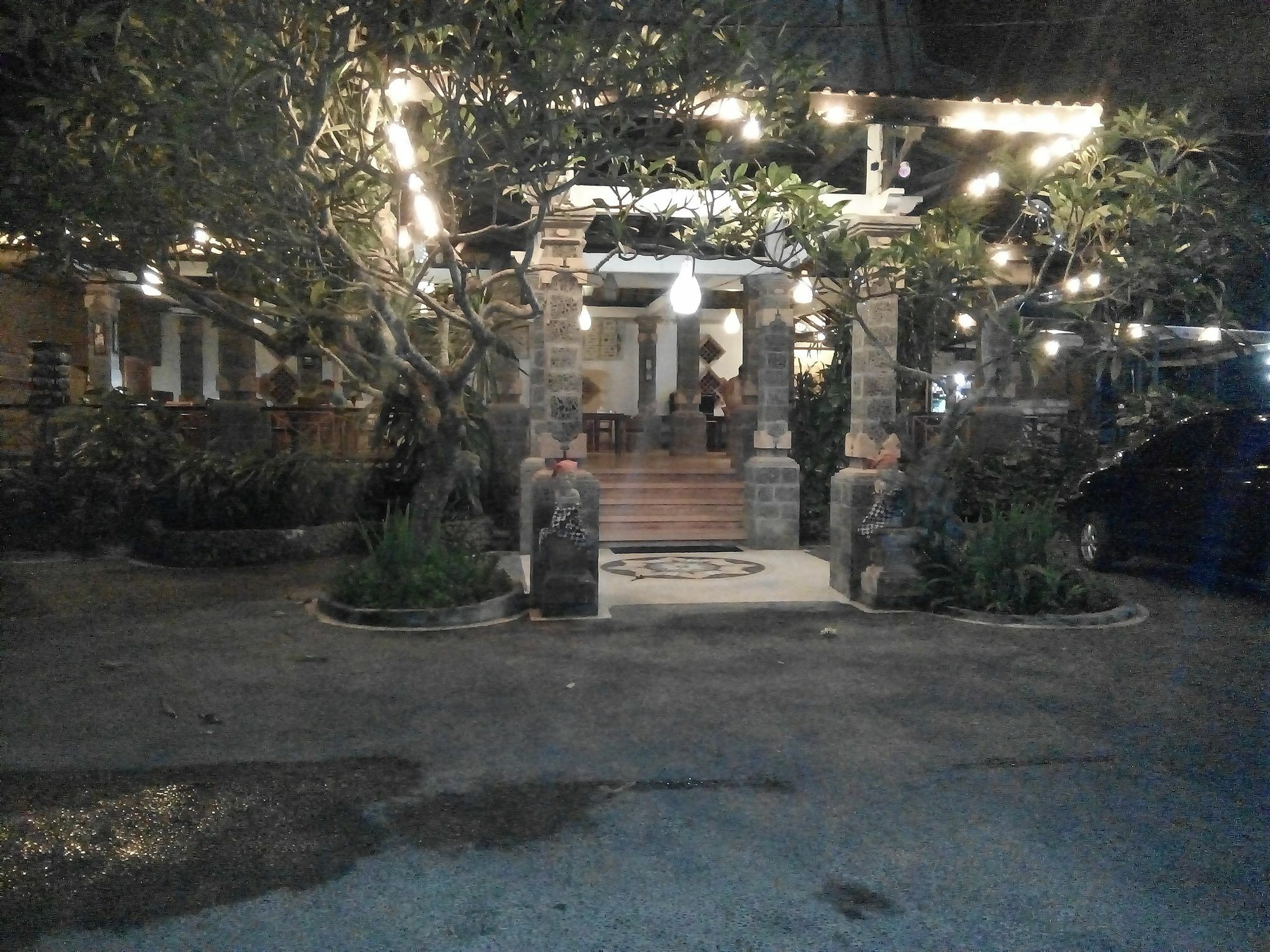 塞加拉安卡别墅酒店 Kuta  外观 照片